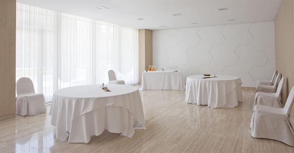 Hotel Delta Тудела Екстер'єр фото