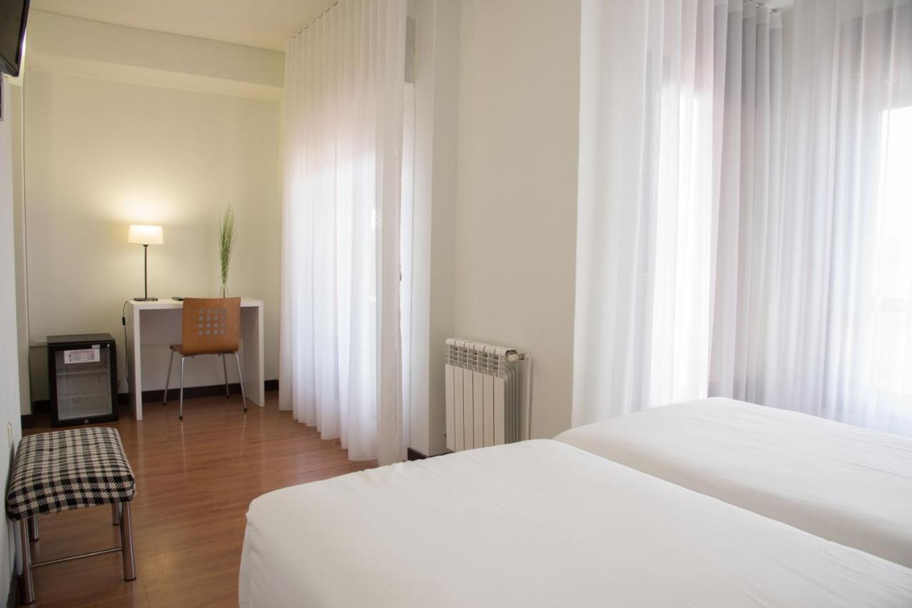 Hotel Delta Тудела Екстер'єр фото